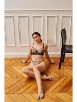 Lingerie 2 pièces transparent avec string